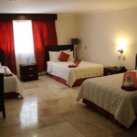 Hotel Ocean View Campeche Bagian luar foto