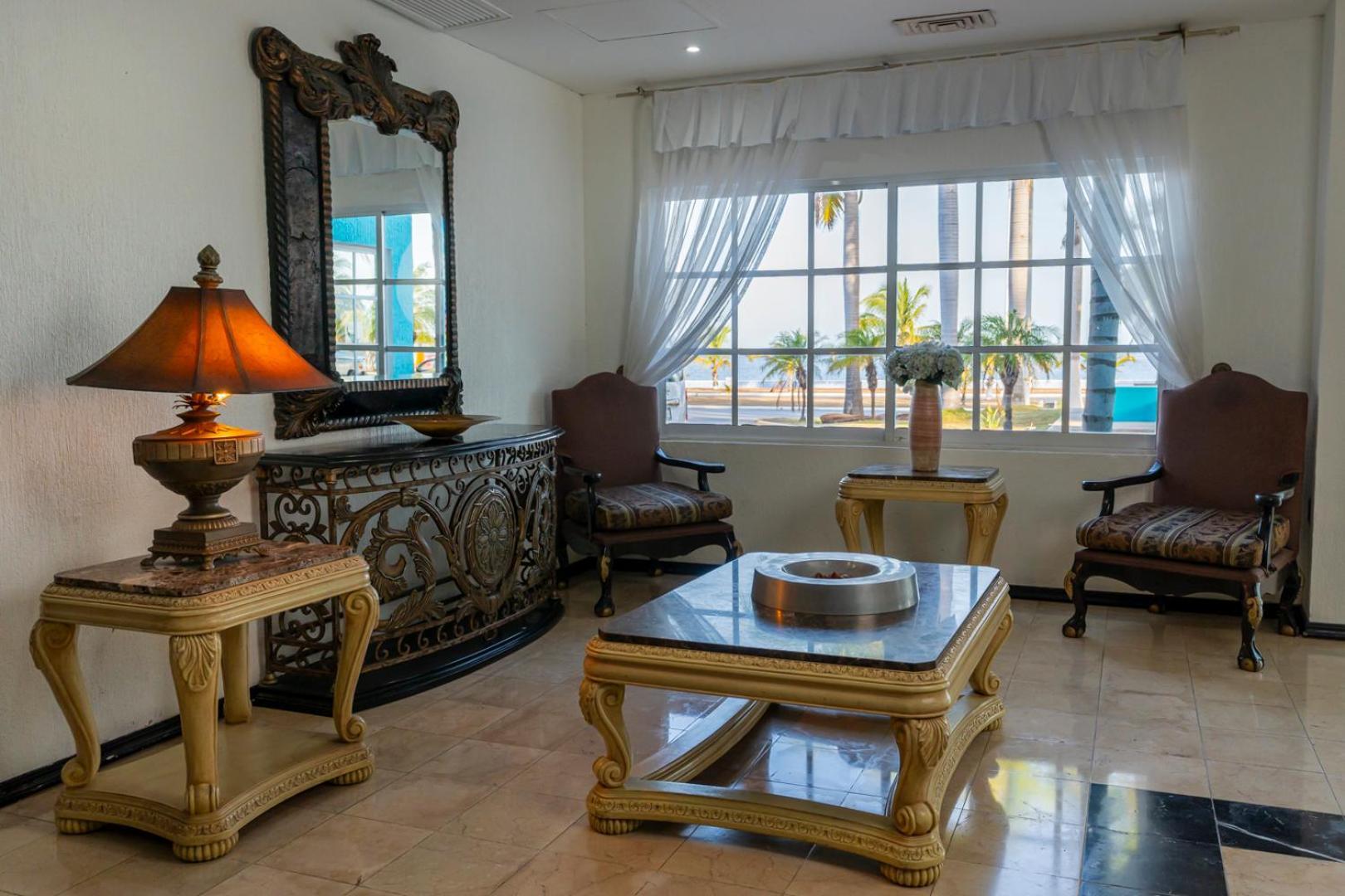 Hotel Ocean View Campeche Bagian luar foto
